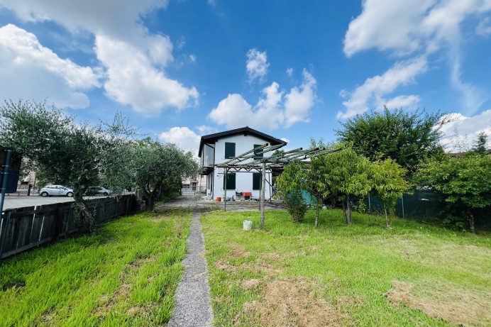 Casa Indipendente in Vendita a Padova 43 
