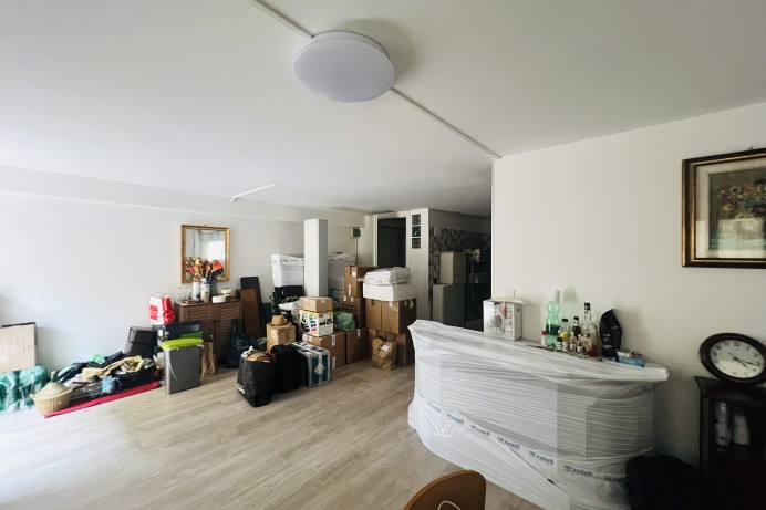 Magazzino in Vendita a Arcella 1 