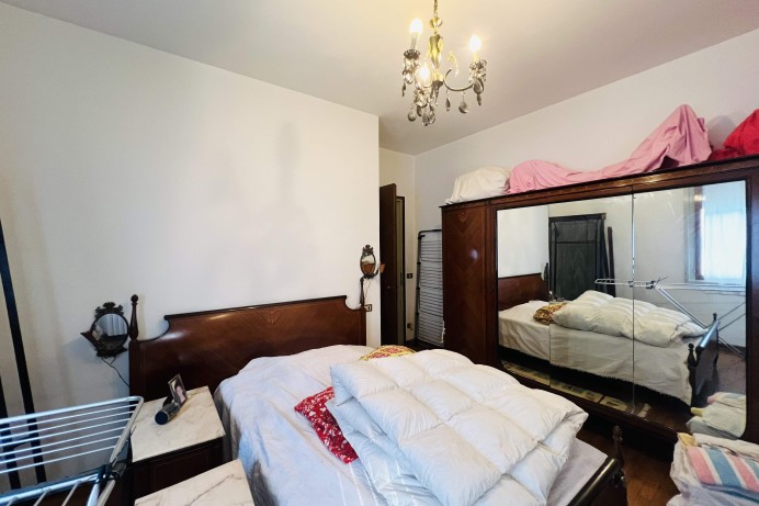 Trilocale in Vendita a San Gregorio 7 