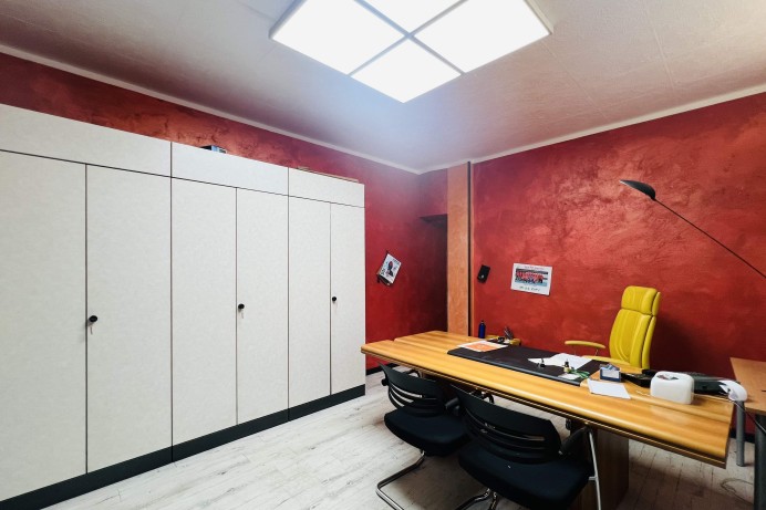 Ufficio in Vendita a Noventa Padovana 5 
