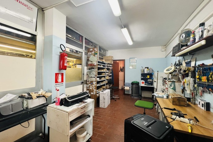 Ufficio in Vendita a Noventa Padovana 9 