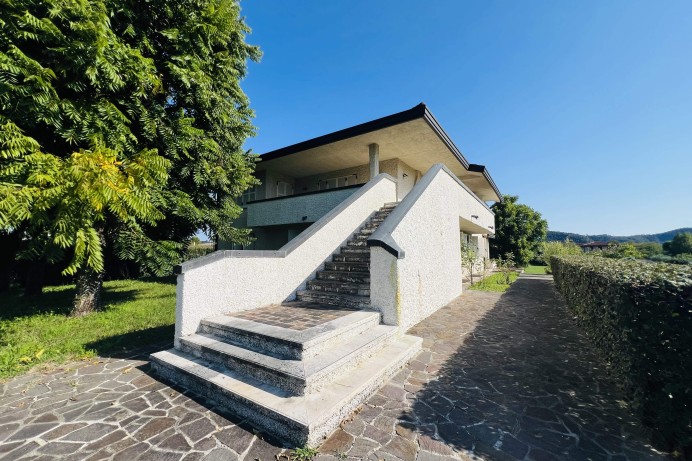 Villa in Vendita a Torreglia 0 