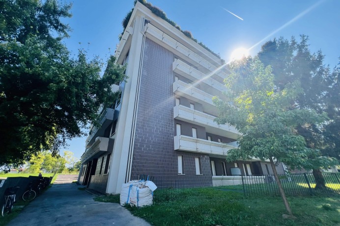 Quadrilocale in Vendita a San Gregorio 16 