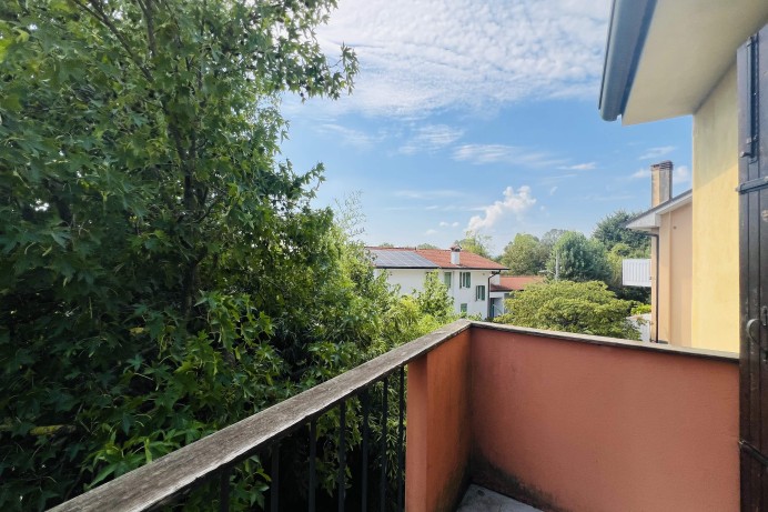 Casa Indipendente in Vendita a Paltana - Mandria 23 