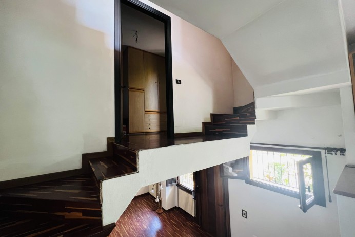 Casa Indipendente in Vendita a Paltana - Mandria 8 