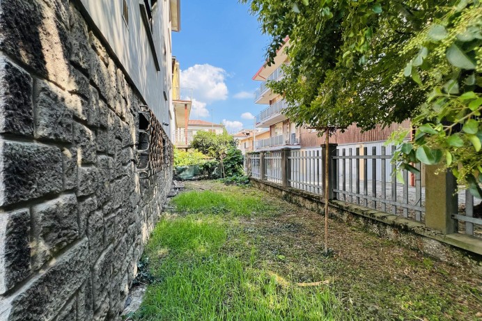 Casa Indipendente in Vendita a Arcella 16 
