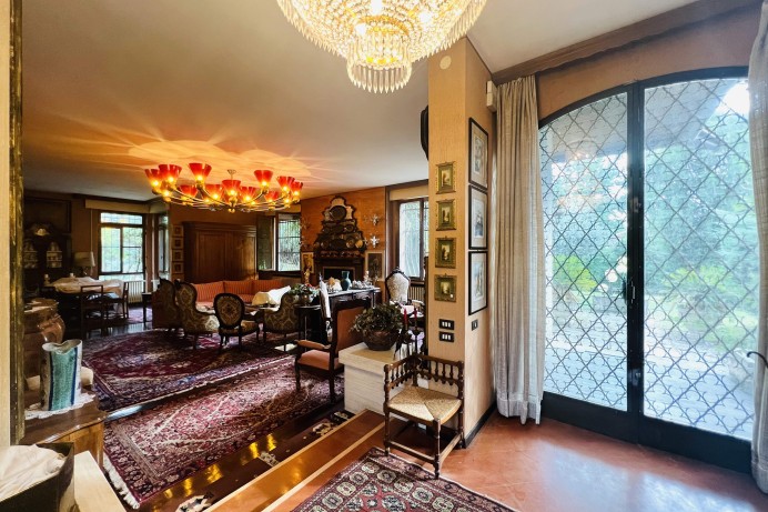 Villa in Vendita a Paltana - Mandria 0 