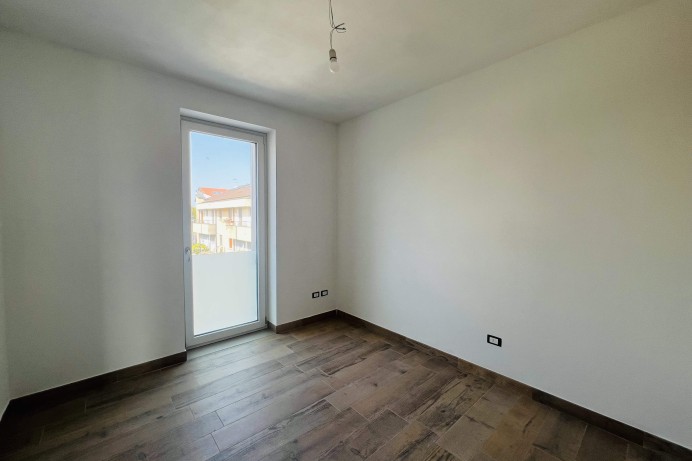 Villa Bifamiliare in Vendita a Paltana - Mandria 8 