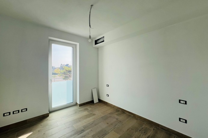 Villa Bifamiliare in Vendita a Paltana - Mandria 12 