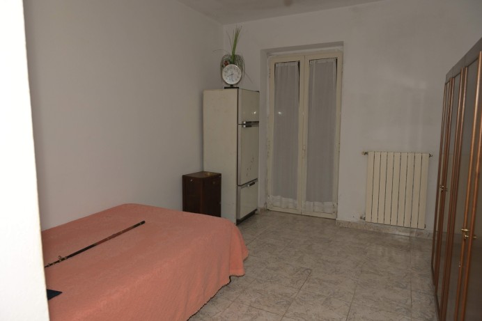 Casa Indipendente in Vendita a Laino Borgo 8 