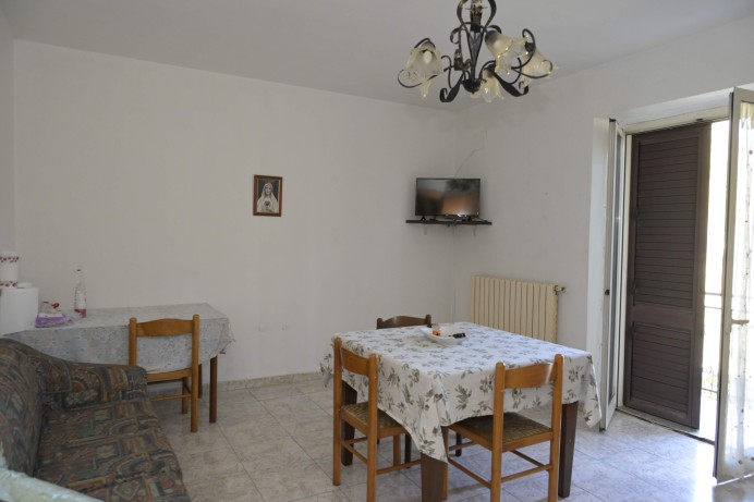 Casa Indipendente in Vendita a Laino Borgo 1 