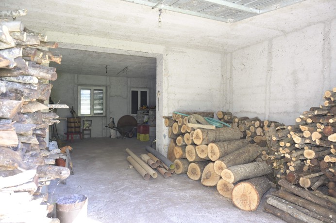 Casa Indipendente in Vendita a Laino Borgo 18 