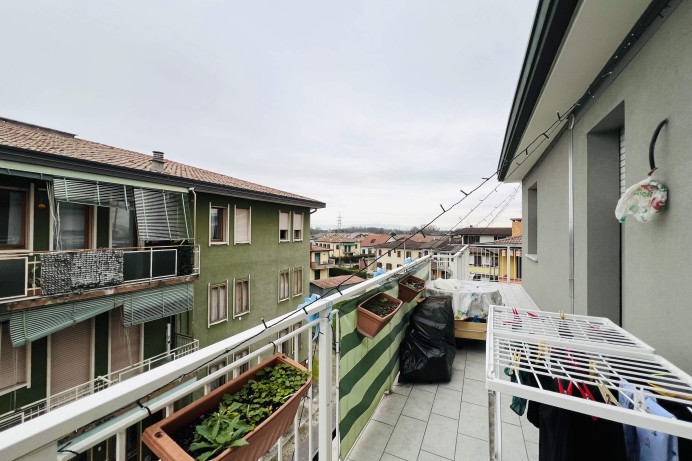 Trilocale in Vendita a Chiesanuova 11 