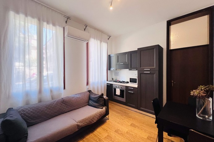 BILOCALE RISTRUTTURATO in C...