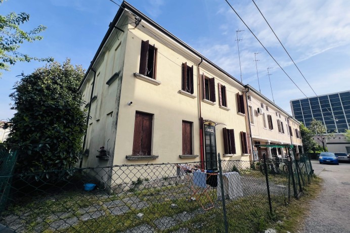 SOLUZIONE SEMI-INDIPENDENTE...