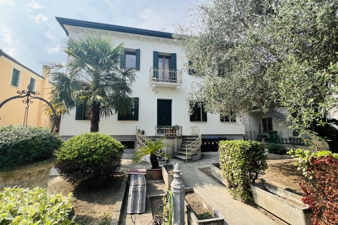 Villa in Vendita a Padova 24 