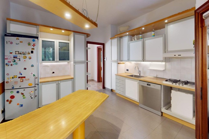 Appartamento in Vendita a Porta Romana 6 
