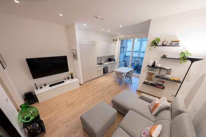 Appartamento in Vendita a Milano 5 