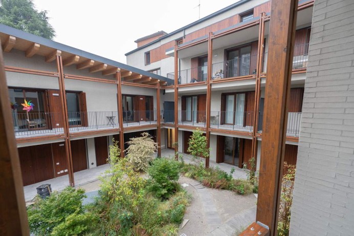 Appartamento in Vendita a Milano 23 