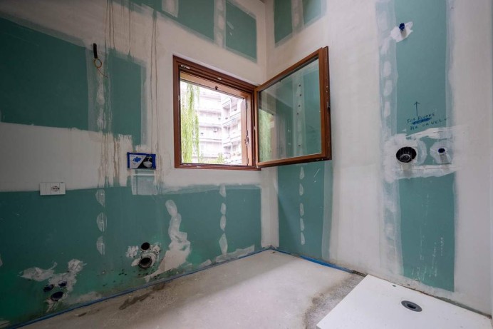 Appartamento in Vendita a Milano 8 