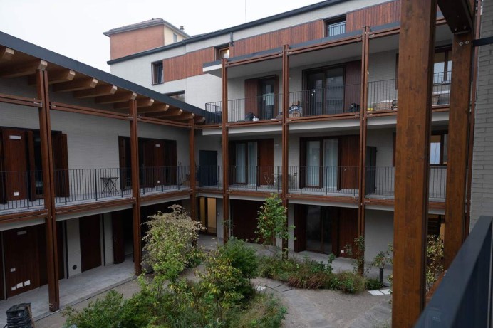 Appartamento in Vendita a Milano 23 