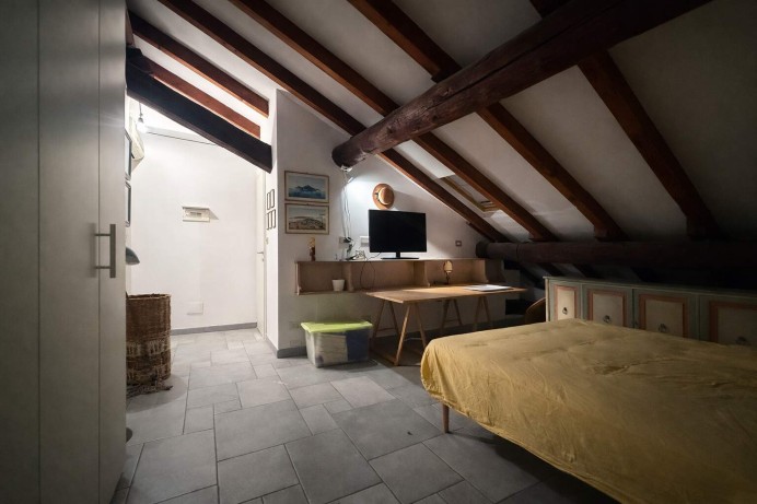 MANSARDA DA RISTRUTTURARE C/2