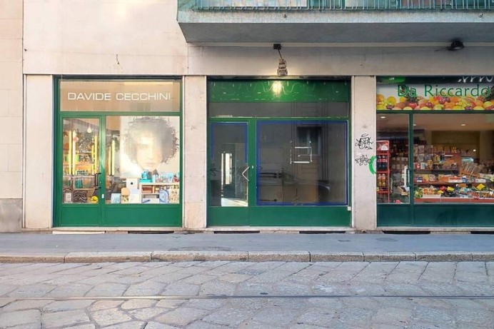 NEGOZIO IN AFFITTO IN VIA L...