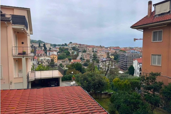 Terratetto - Terracielo in Vendita a San Benedetto Del Tronto 21 