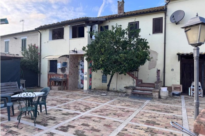 Terratetto - Terracielo in Vendita a Monsampolo Del Tronto 27 