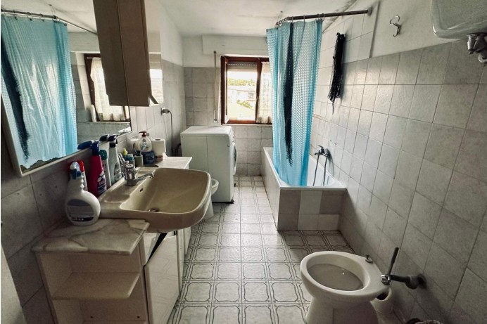 Appartamento in Vendita a Castel Di Lama 7 
