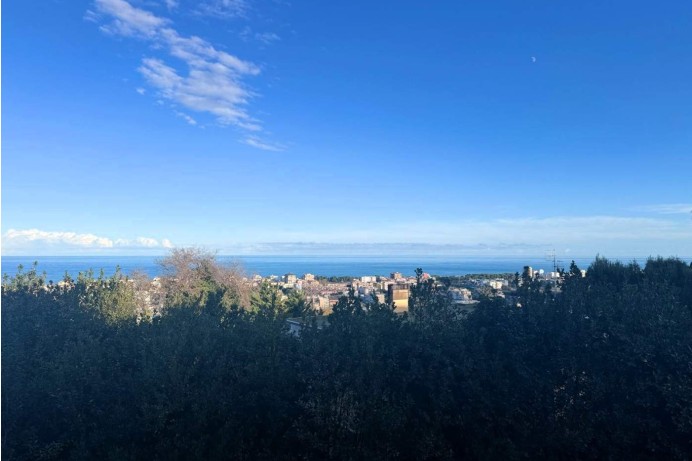 VILLA BIFAMILIARE CON VISTA...