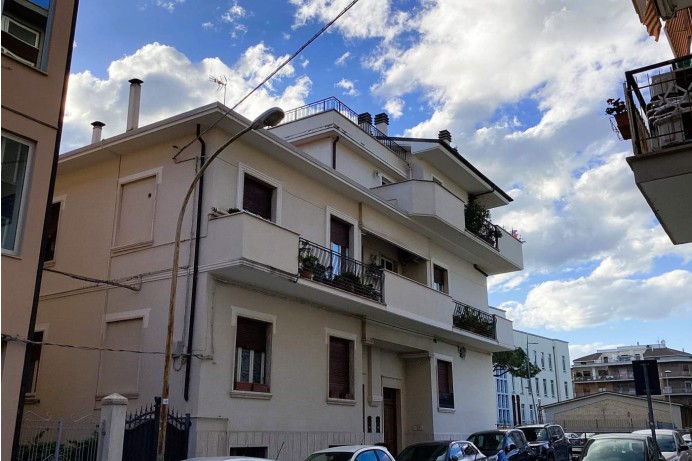 Appartamento in Vendita a San Benedetto Del Tronto 12 