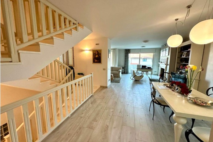 Villa in Vendita a Colonnella 5 