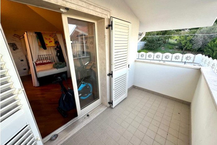 Villa in Vendita a Colonnella 32 