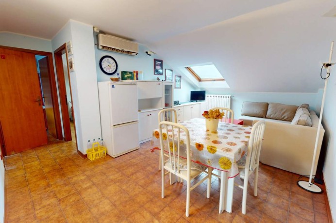 TRILOCALE IN VIA PONZA, 106...