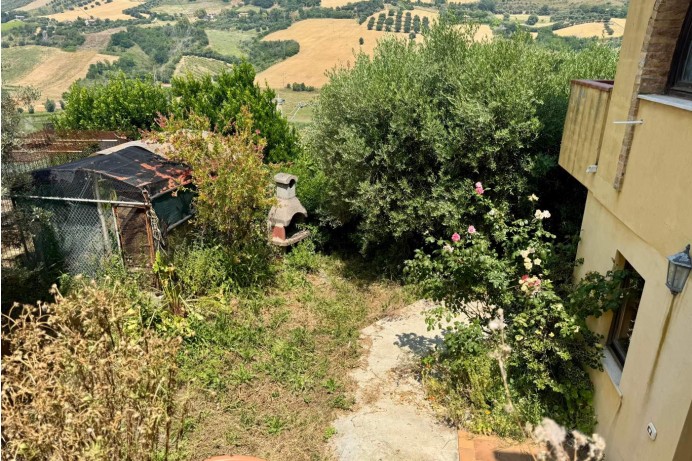 Casa Indipendente in Vendita a San Benedetto Del Tronto 15 