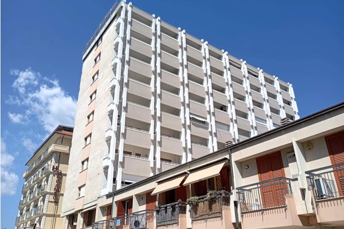 Appartamento in Vendita a San Benedetto Del Tronto 13 