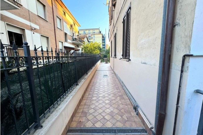 Appartamento in Vendita a San Benedetto Del Tronto 18 