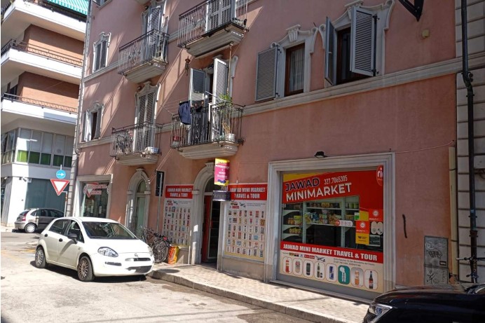 Locale Commerciale in Vendita a San Benedetto Del Tronto 0 