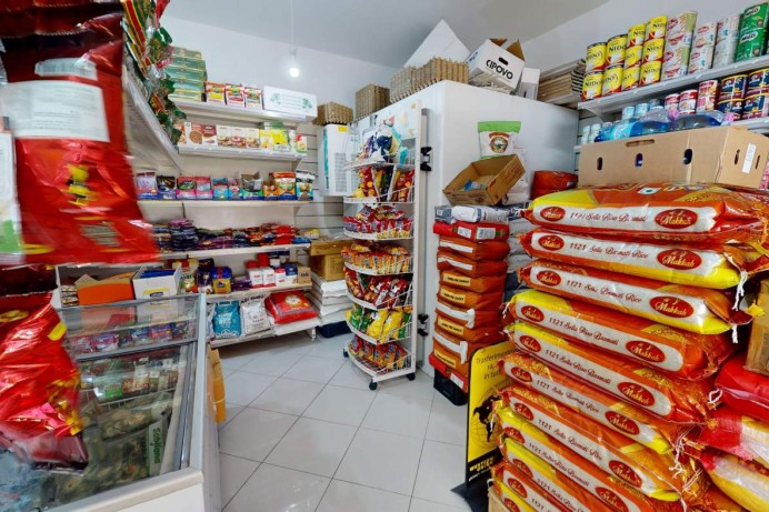 Locale Commerciale in Vendita a San Benedetto Del Tronto 16 