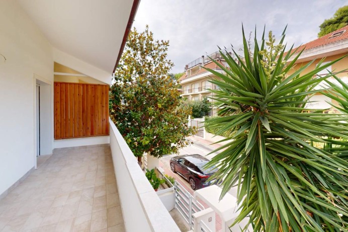 Villa in Vendita a Grottammare 18 