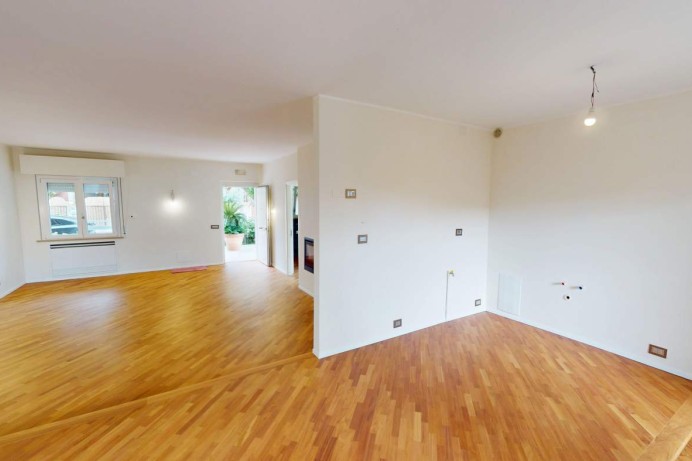 Villa in Vendita a Grottammare 3 