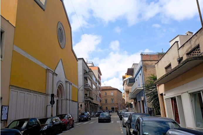 Locale Commerciale in Vendita a San Benedetto Del Tronto 13 