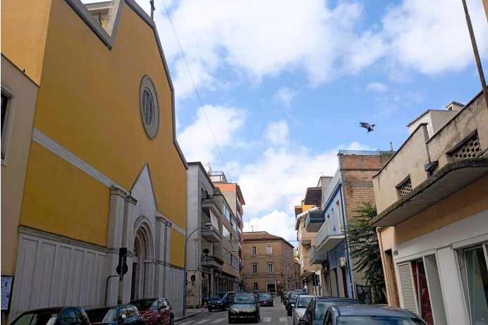 Locale Commerciale in Vendita a San Benedetto Del Tronto 20 