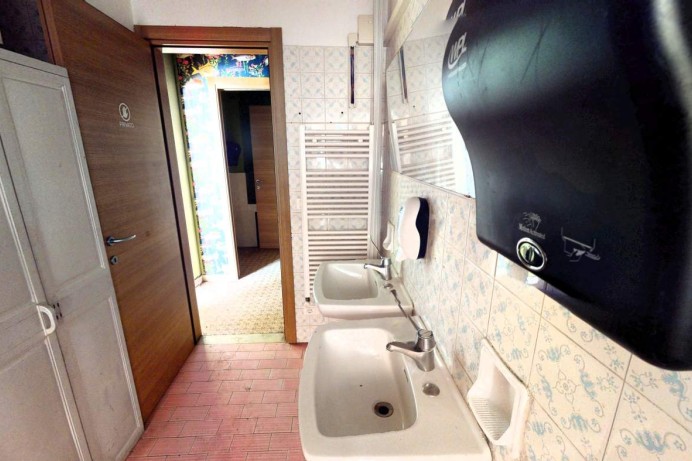 Locale Commerciale in Vendita a San Benedetto Del Tronto 20 