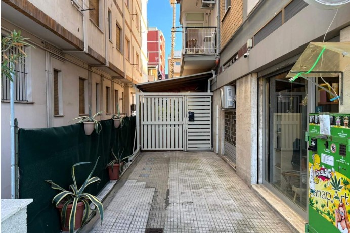 Locale Commerciale in Vendita a San Benedetto Del Tronto 0 