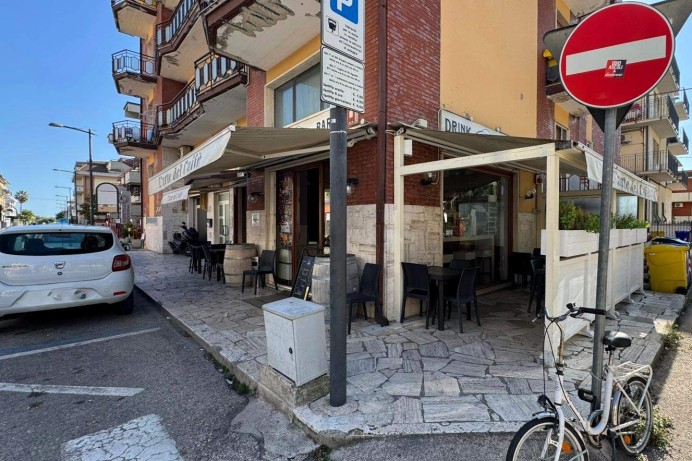 Locale Commerciale in Vendita a San Benedetto Del Tronto 1 