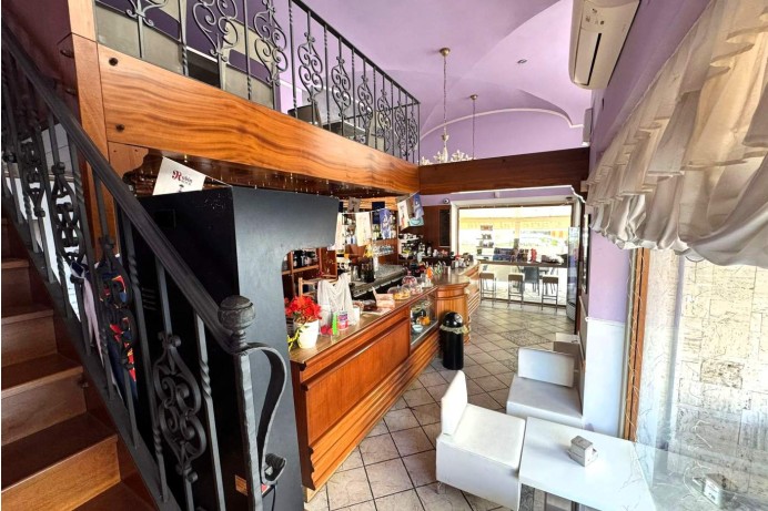 Locale Commerciale in Vendita a San Benedetto Del Tronto 5 