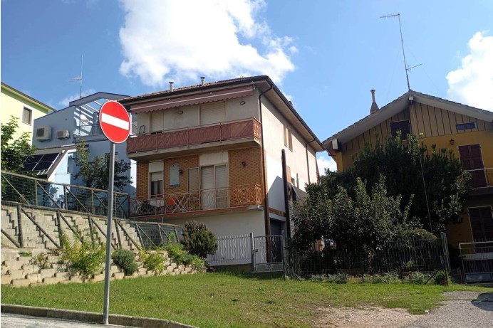 Appartamento in Vendita a San Benedetto Del Tronto 32 