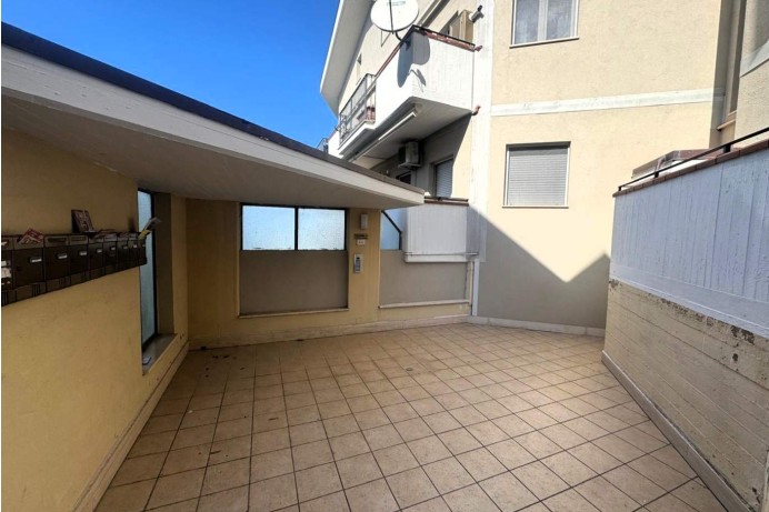 Appartamento in Vendita a Acquaviva Picena 24 